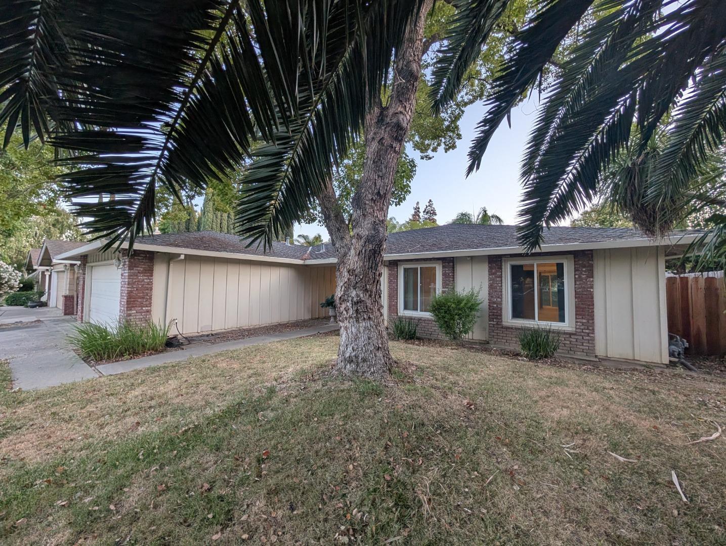 Property Photo: 3806 Round Valley Circle CA 95207