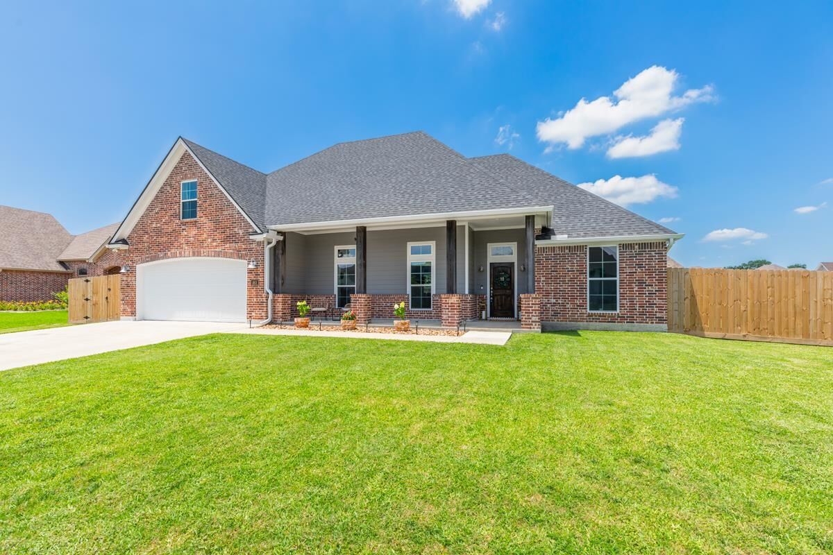 Property Photo: 4813 Augusta Dr TX 77619