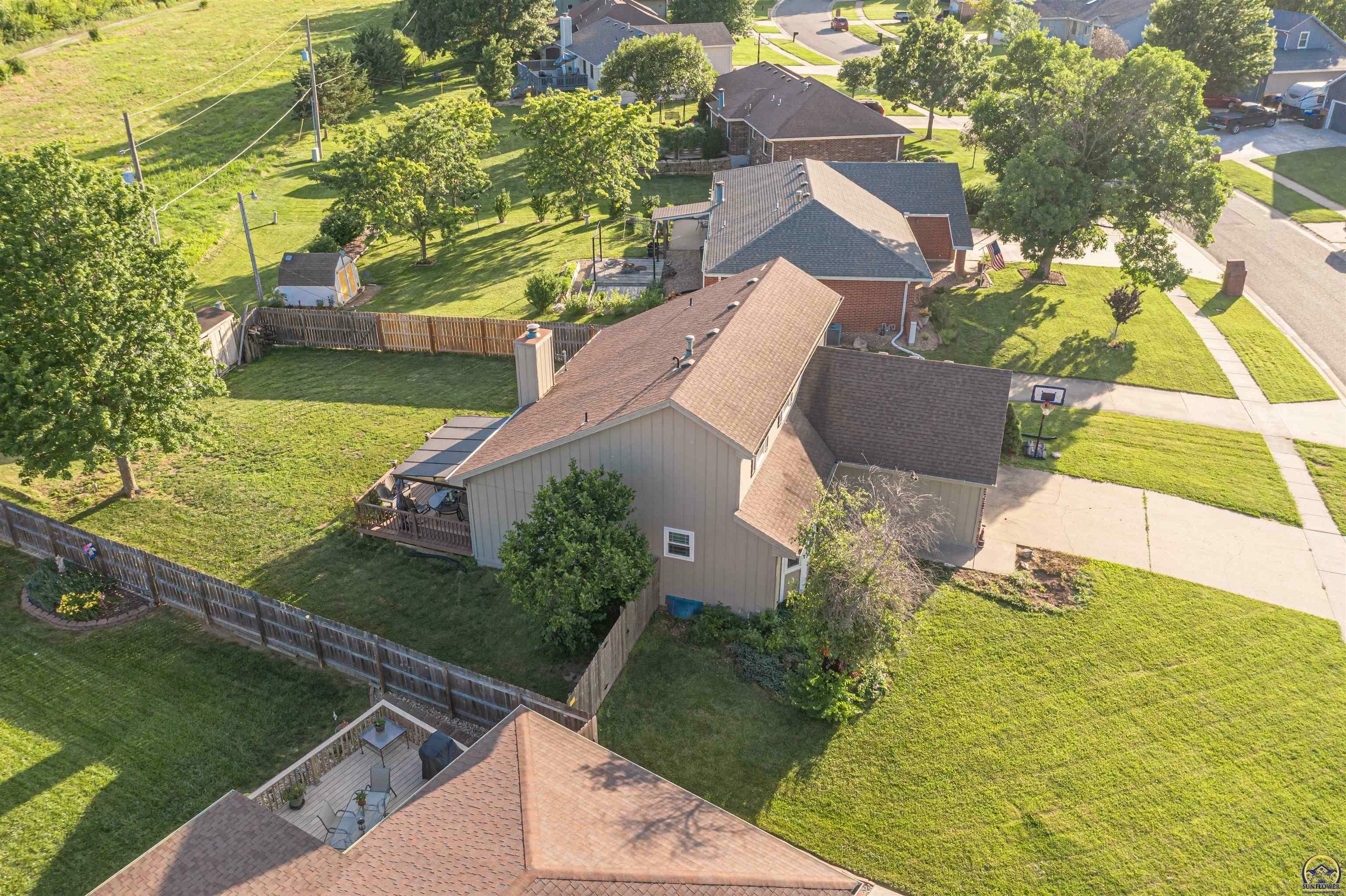 Property Photo:  3905 SW 43rd St  KS 66610 
