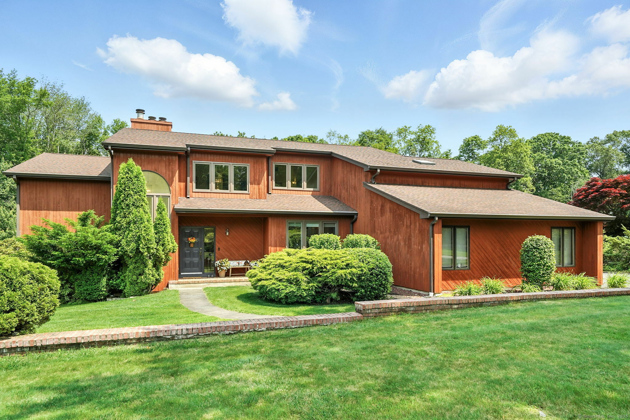 Property Photo: 15 Woodridge Lane CT 06812