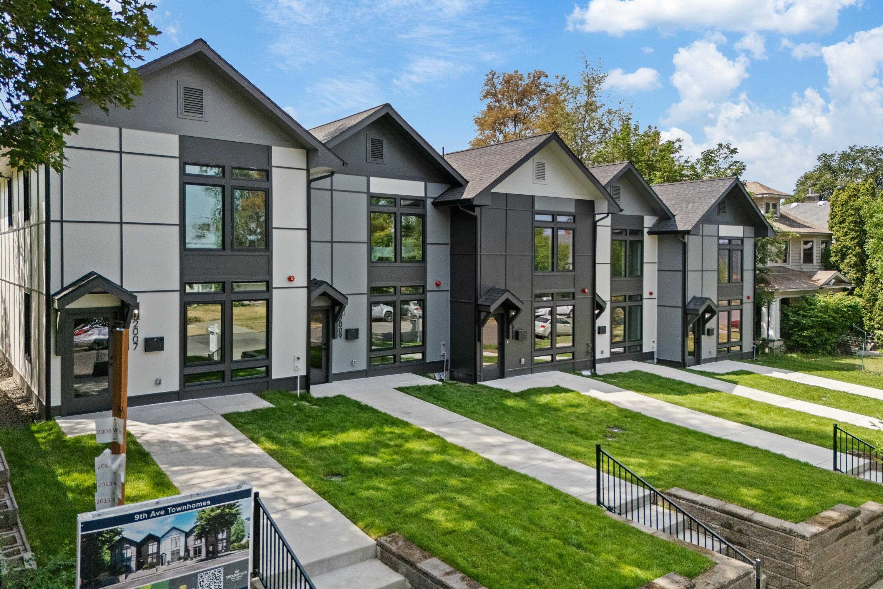 Property Photo: 2009 W 9th Ave WA 99204