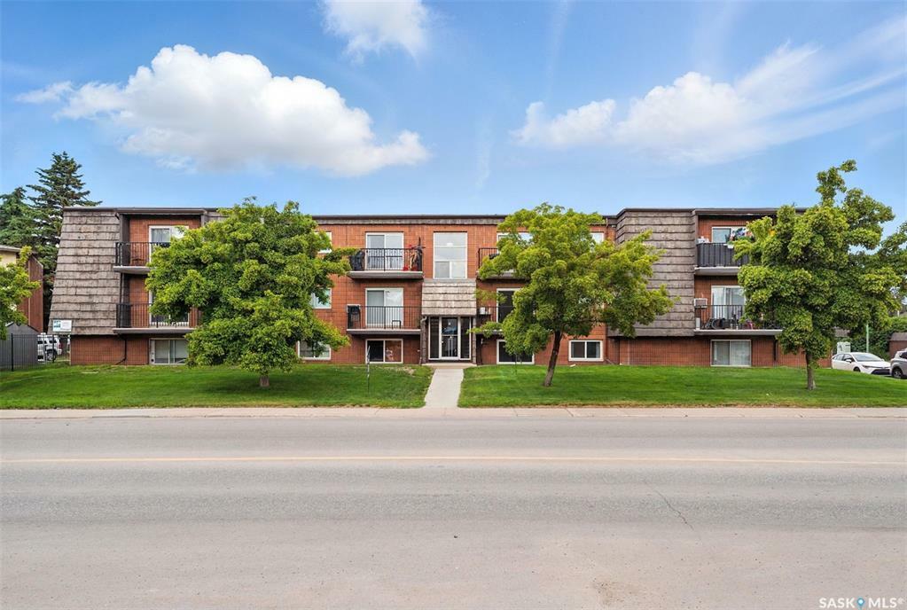 Property Photo: 20 Assiniboine Drive 15 SK S7K 1H2