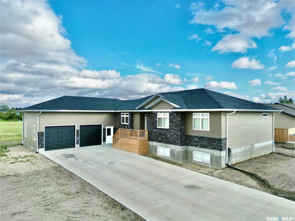 Property Photo:  545 Tennyson Avenue  SK S0G 4P0 