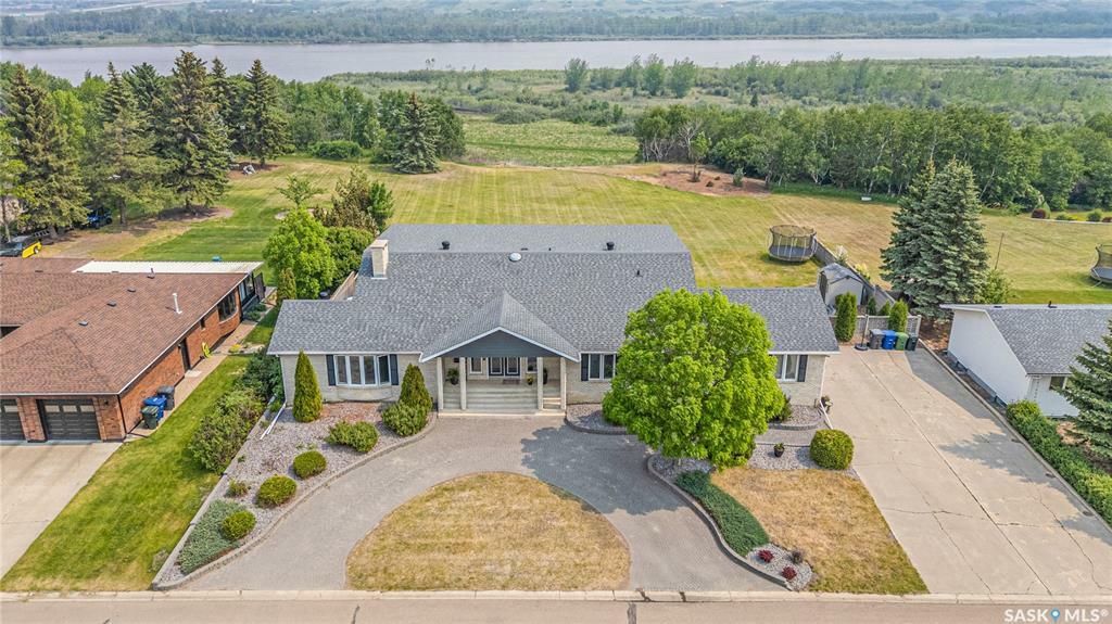 Photo de la propriété: 262 Riverbend Crescent SK S0M 0E0
