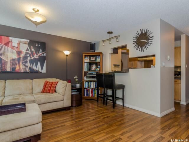 Property Photo: 103 Powe Street 10 SK S7N 1W5