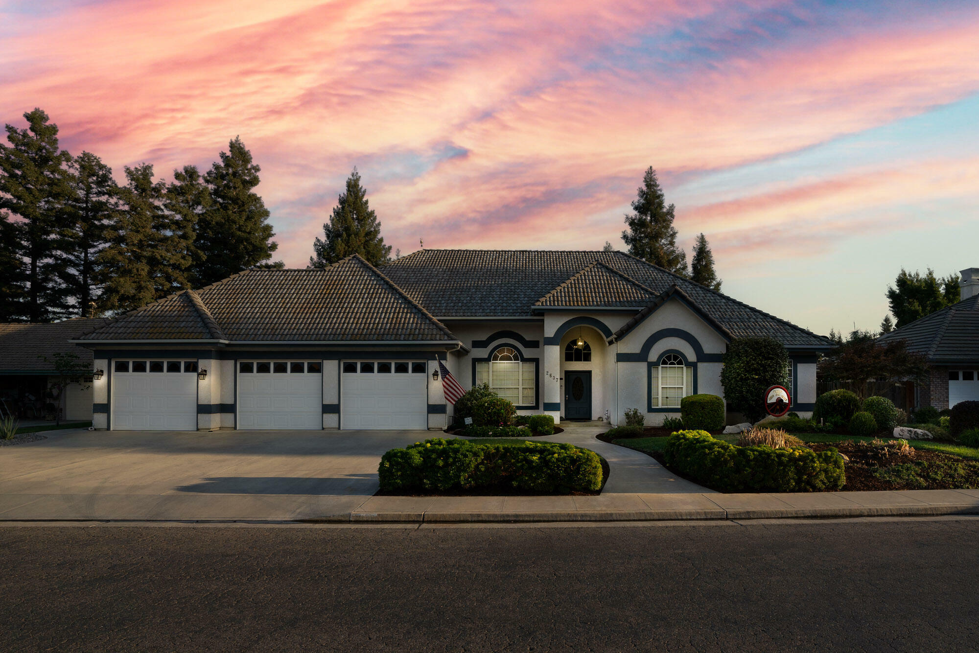 2637 E Laura Court  Visalia CA 93292 photo