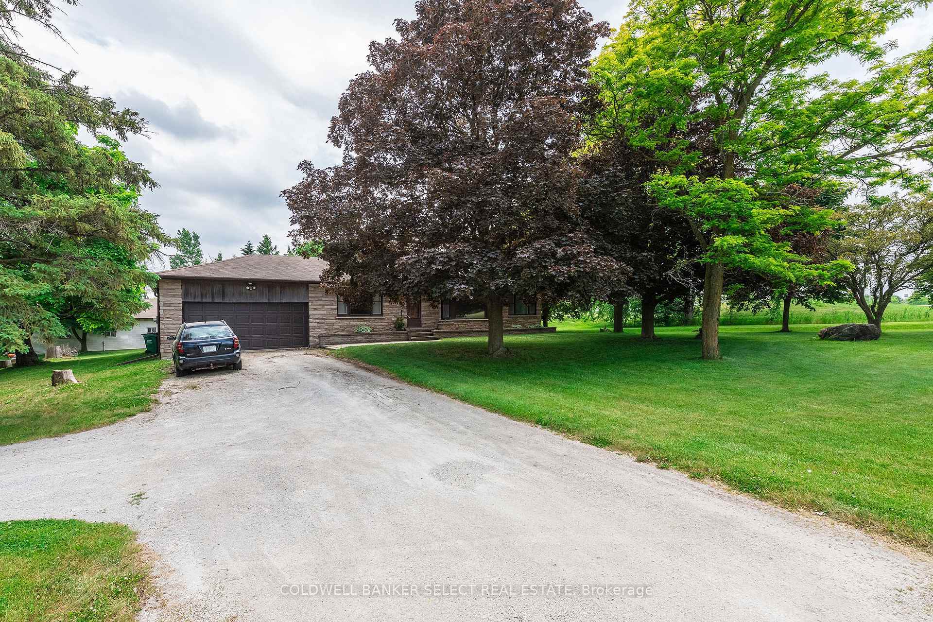 Property Photo: 6261 Healey Road ON L7C 0X1
