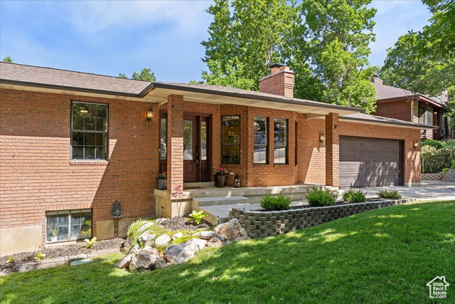 Property Photo: 5791 S Oakwood Dr W UT 84405