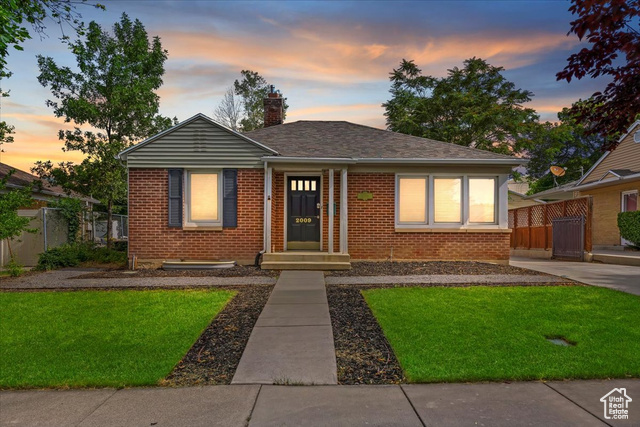 2009 E Hollywood Ave  Salt Lake City UT 84108 photo