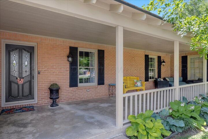 Property Photo:  100 S Avondale Street  TX 79106-4106 