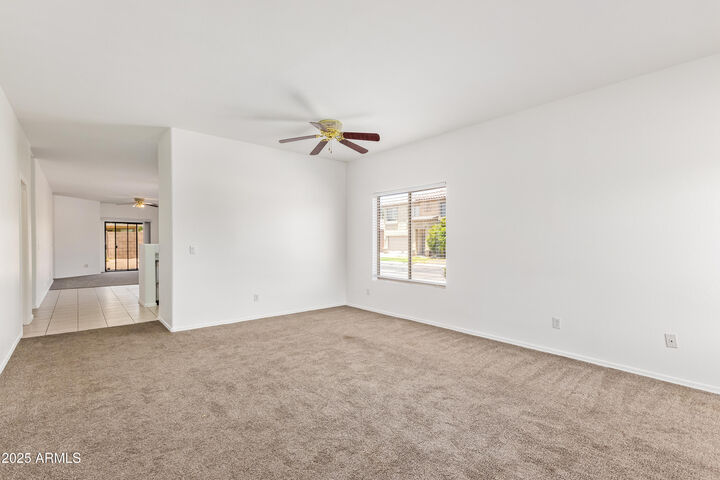 Property Photo: 674 E Renegade Place AZ 85143