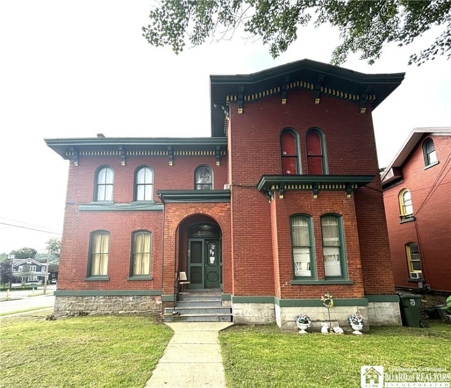 Property Photo: 362 E 4th Street NY 14701