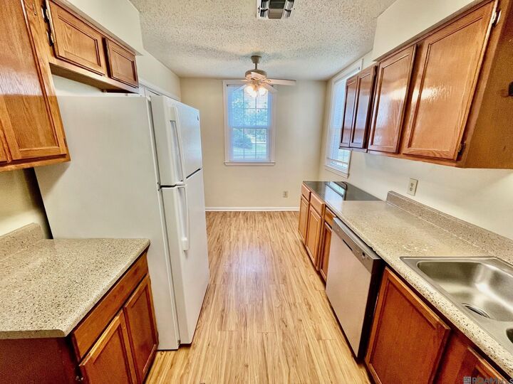 Property Photo:  7372 N Jefferson Place Cir #43-D  LA 70809