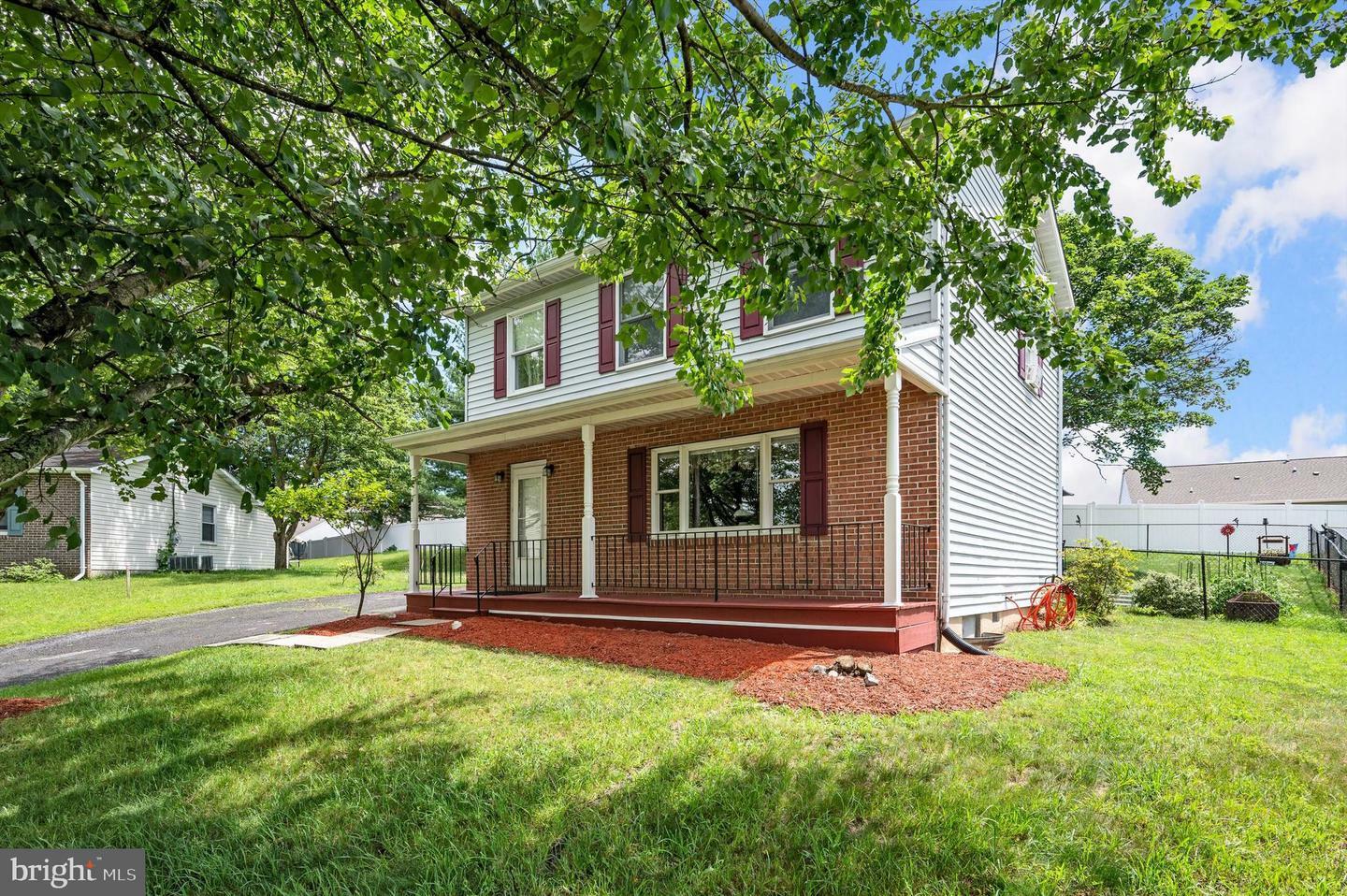 Property Photo:  108 Oakmont Circle  VA 22602 