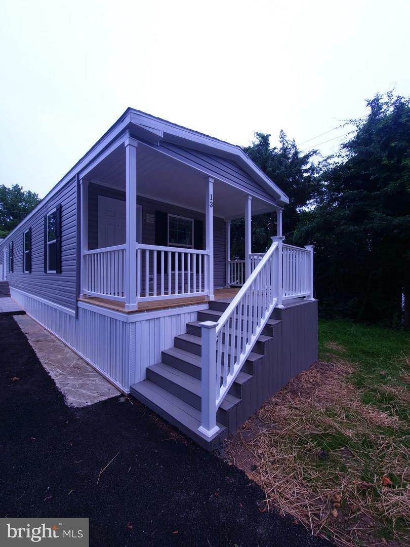 Property Photo: 13 Montrose Boulevard PA 19607