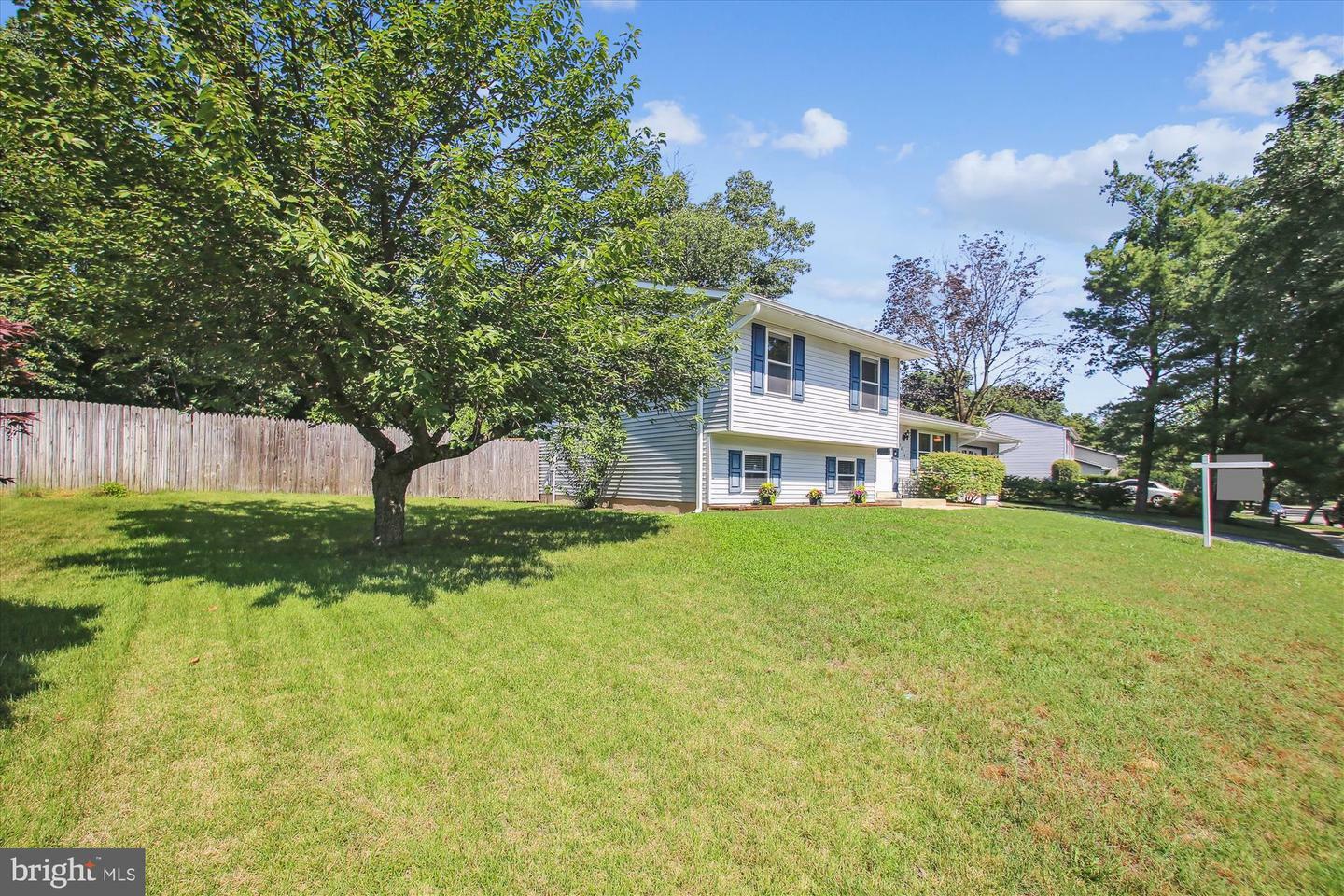 Property Photo: 7814 Metacomet Road MD 21076