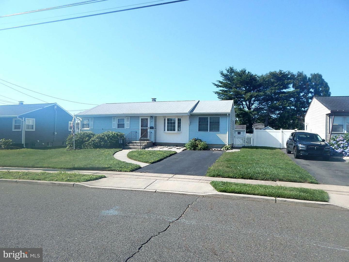 12 Gerard Road  Hamilton NJ 08620 photo