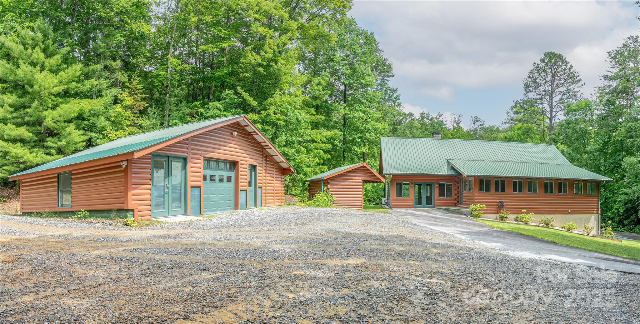288 Hard To Find Drive  Brevard NC 28712 photo