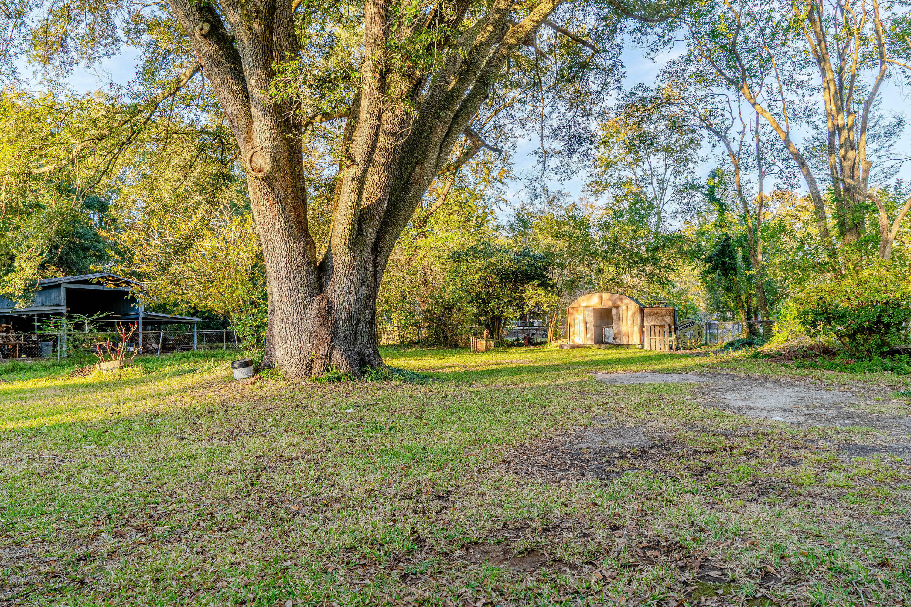 Property Photo:  2736 Star Drive  SC 29406 