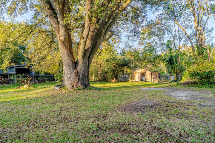 Property Photo: 2736 Star Drive SC 29406