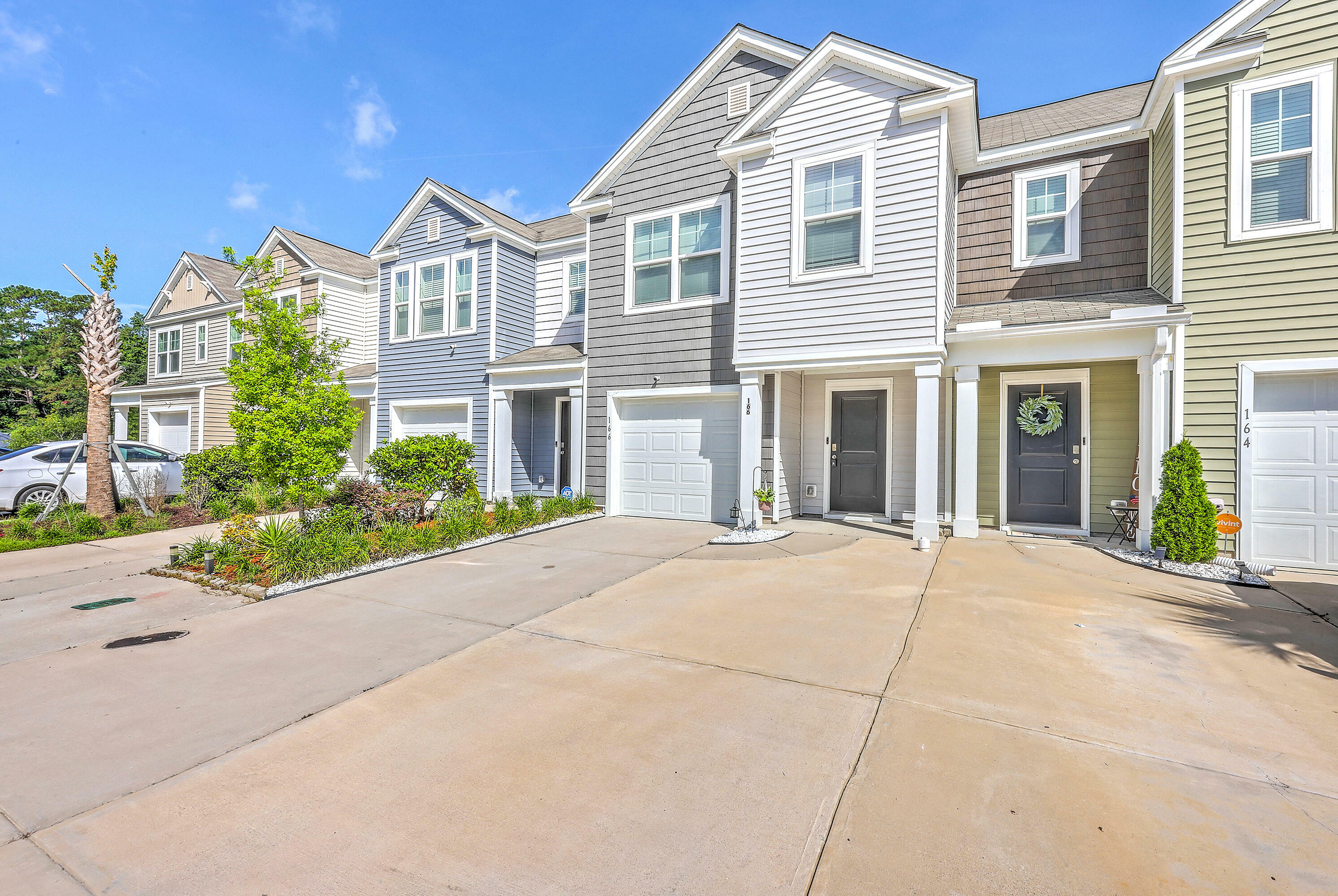 Property Photo: 166 Rosefield Court SC 29485