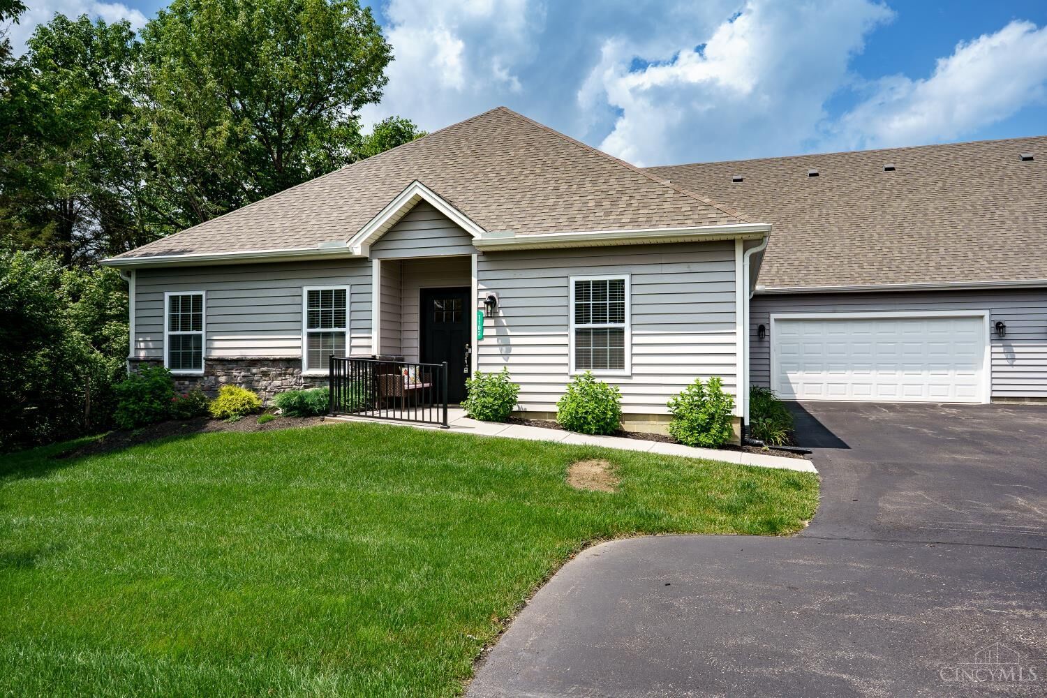 Property Photo: