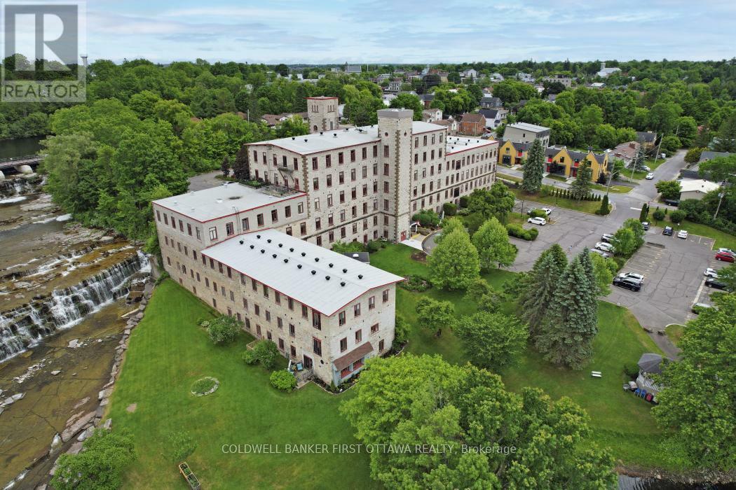 Property Photo: 1 Rosamond Street 109 ON K0A 1A0