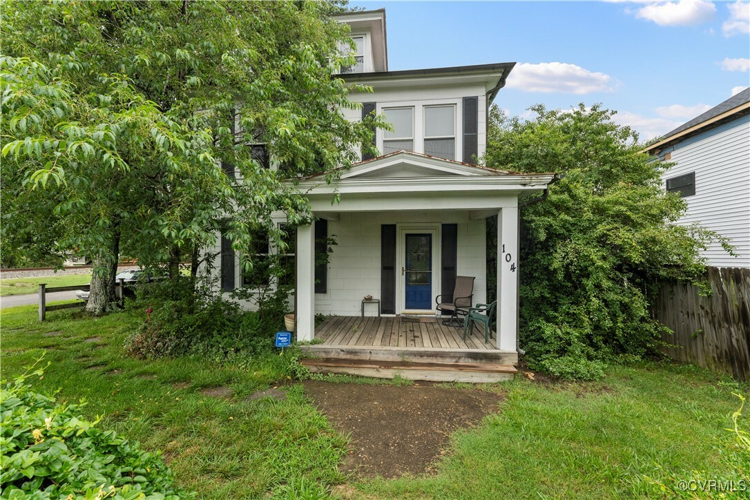 Property Photo: 104 E 5th Street VA 23117