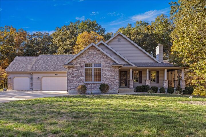 Property Photo: 15690 E 1100th Avenue IL 62401