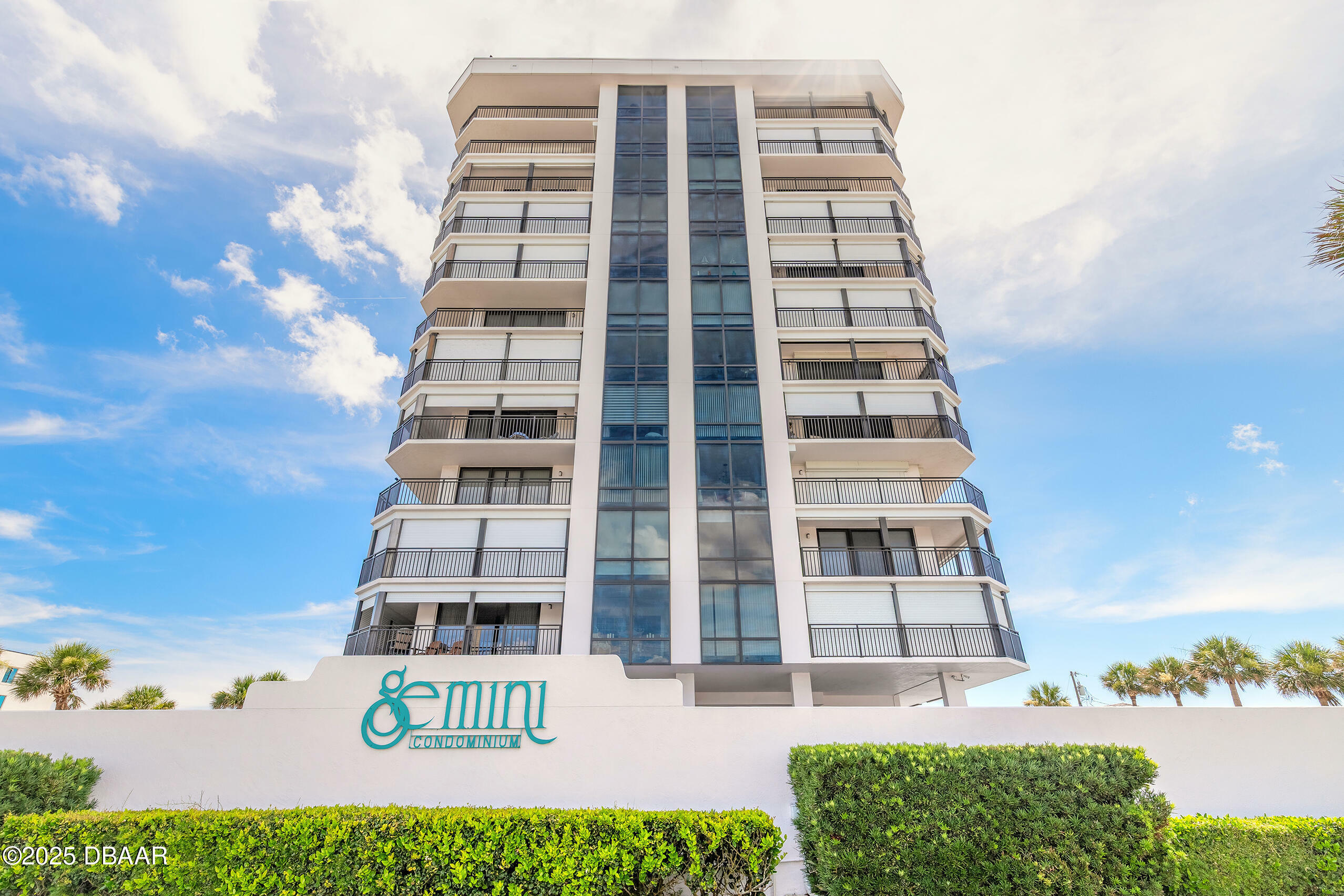 Property Photo: 1239 Ocean Shore Boulevard FL 32176