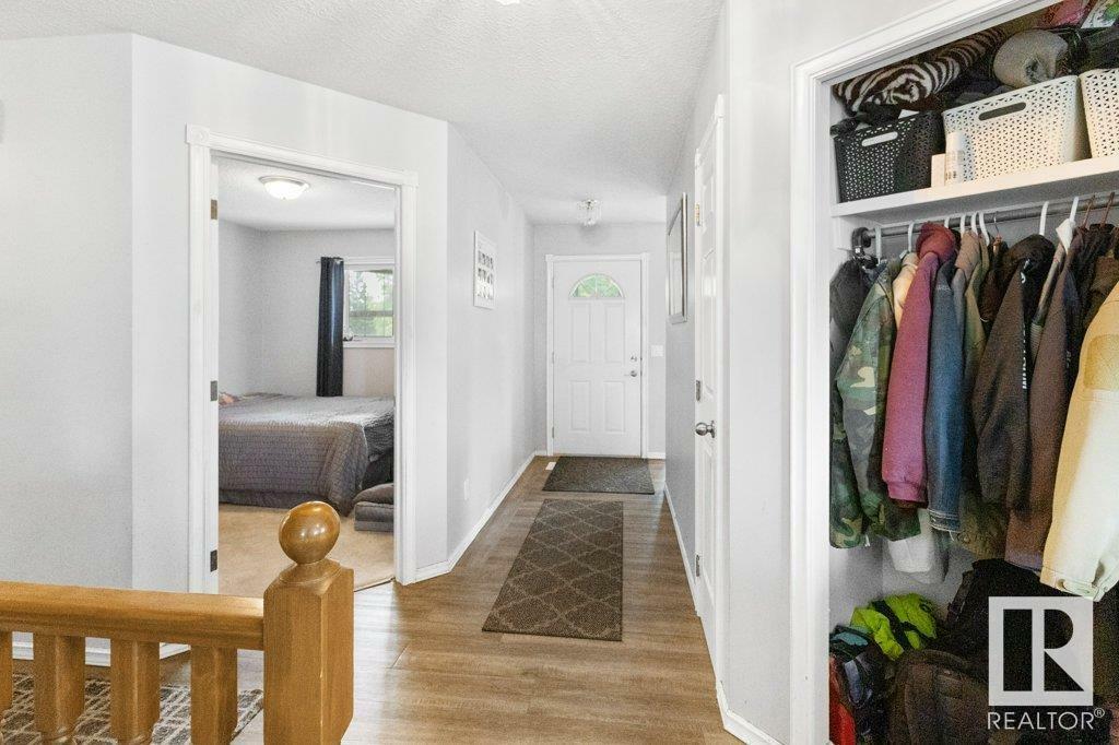 Property Photo: 51052 Rge Road 220 AB T8E 1G8