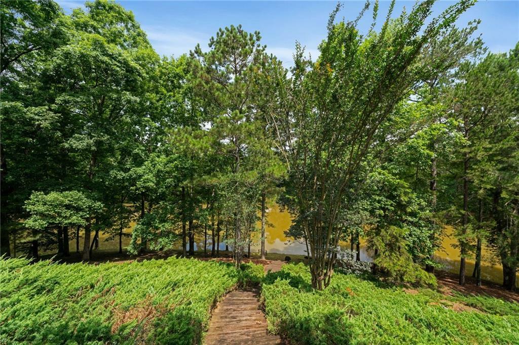 Property Photo: 1775 Porterton Way GA 30041