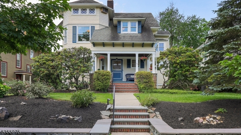 Property Photo:  159 N Euclid Ave  NJ 07090 