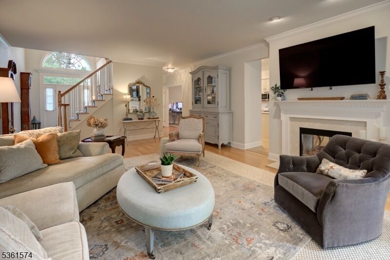 Property Photo: 302 Lindabury Ln NJ 07979