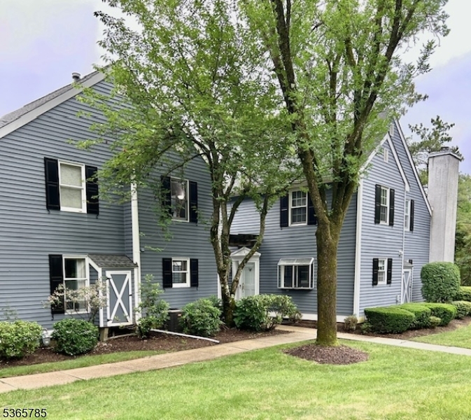 Property Photo: 91 Countryside Dr Ondo NJ 07920