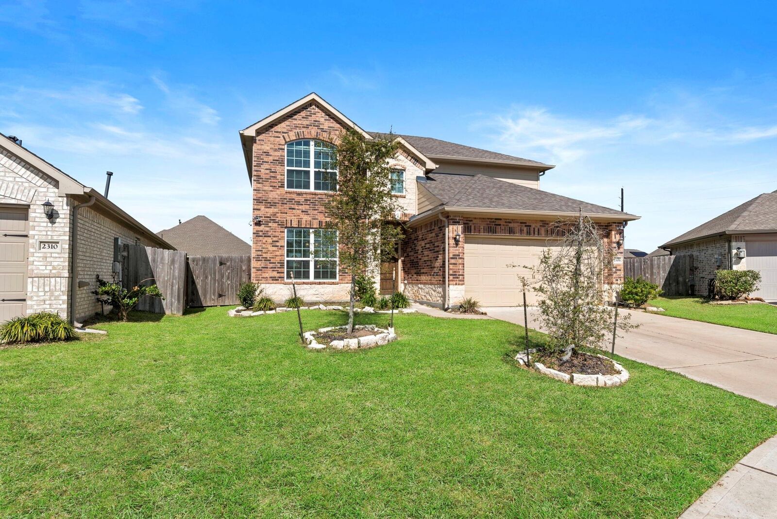 Property Photo: 2306 Ocean Pass Lane TX 77469