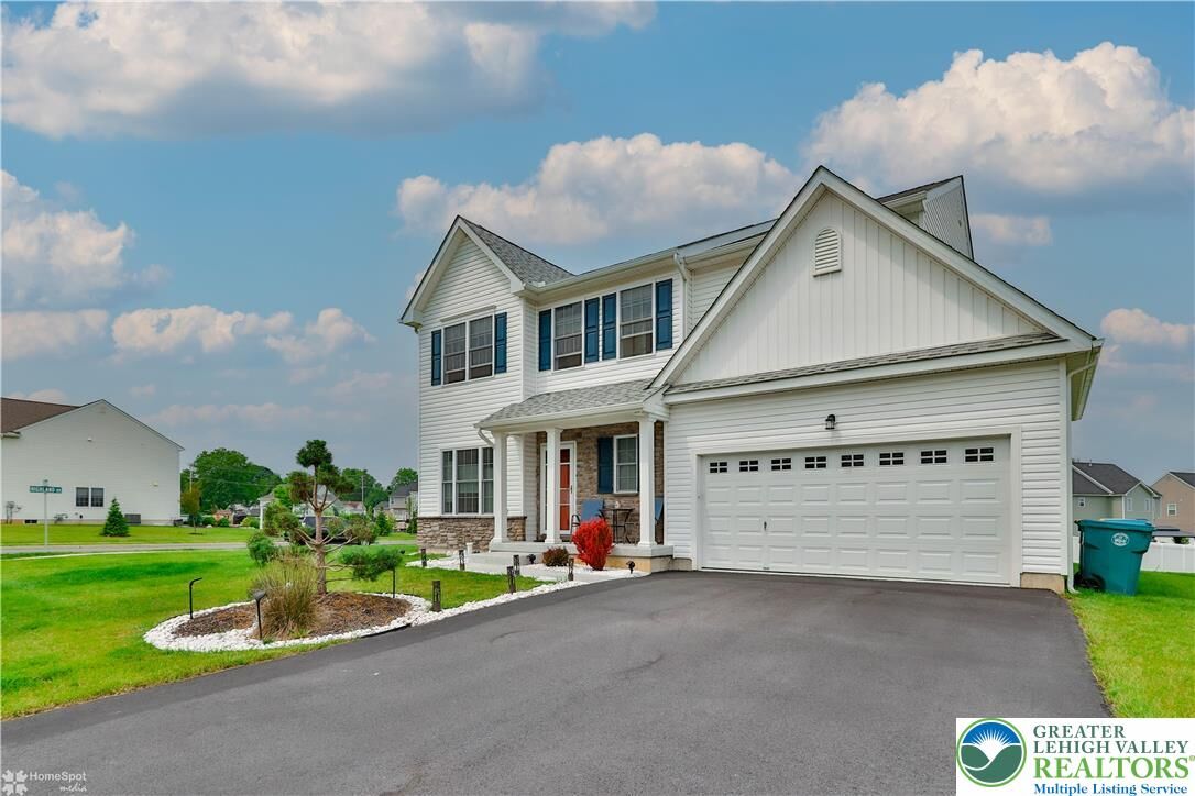 Property Photo: 1063 Lisa Lane PA 18045