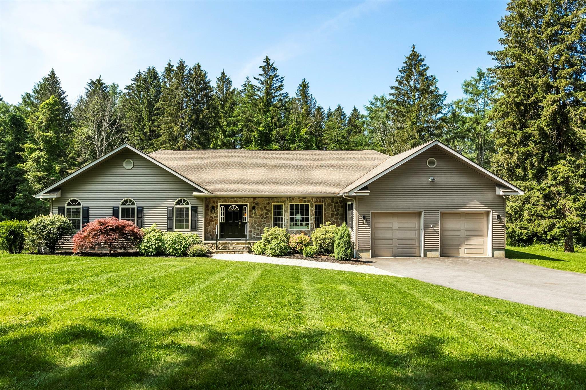 Property Photo: 452 Camby Road NY 12585