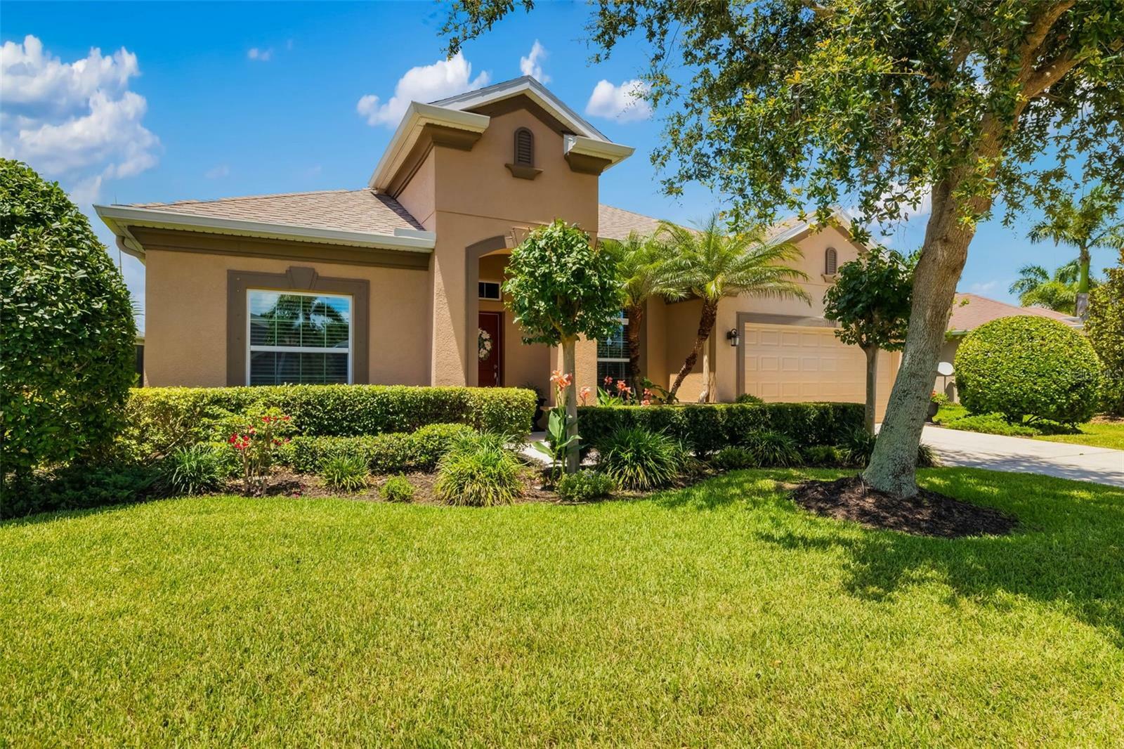 Property Photo: 773 Rosemary Circle FL 34212