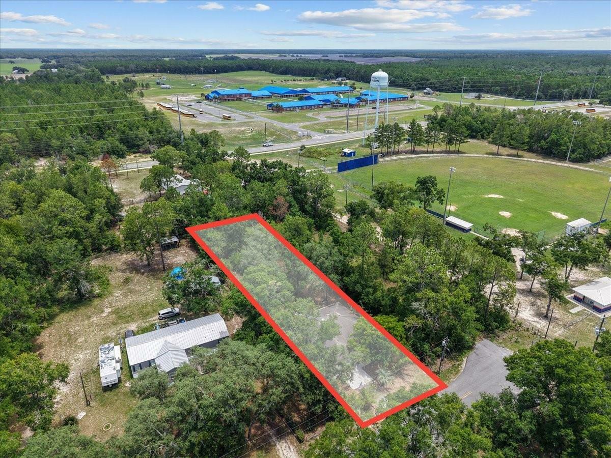 Property Photo: 350 Hardee Street FL 32621