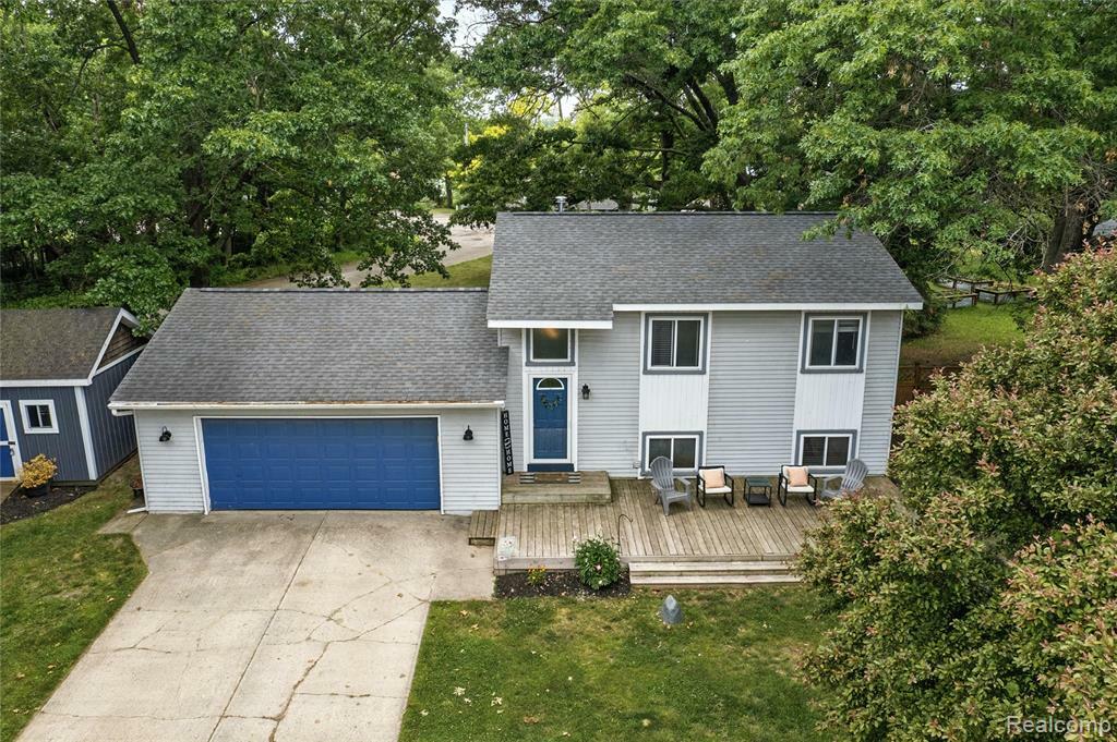 Property Photo: 4405 Lamson Drive MI 48329 1934