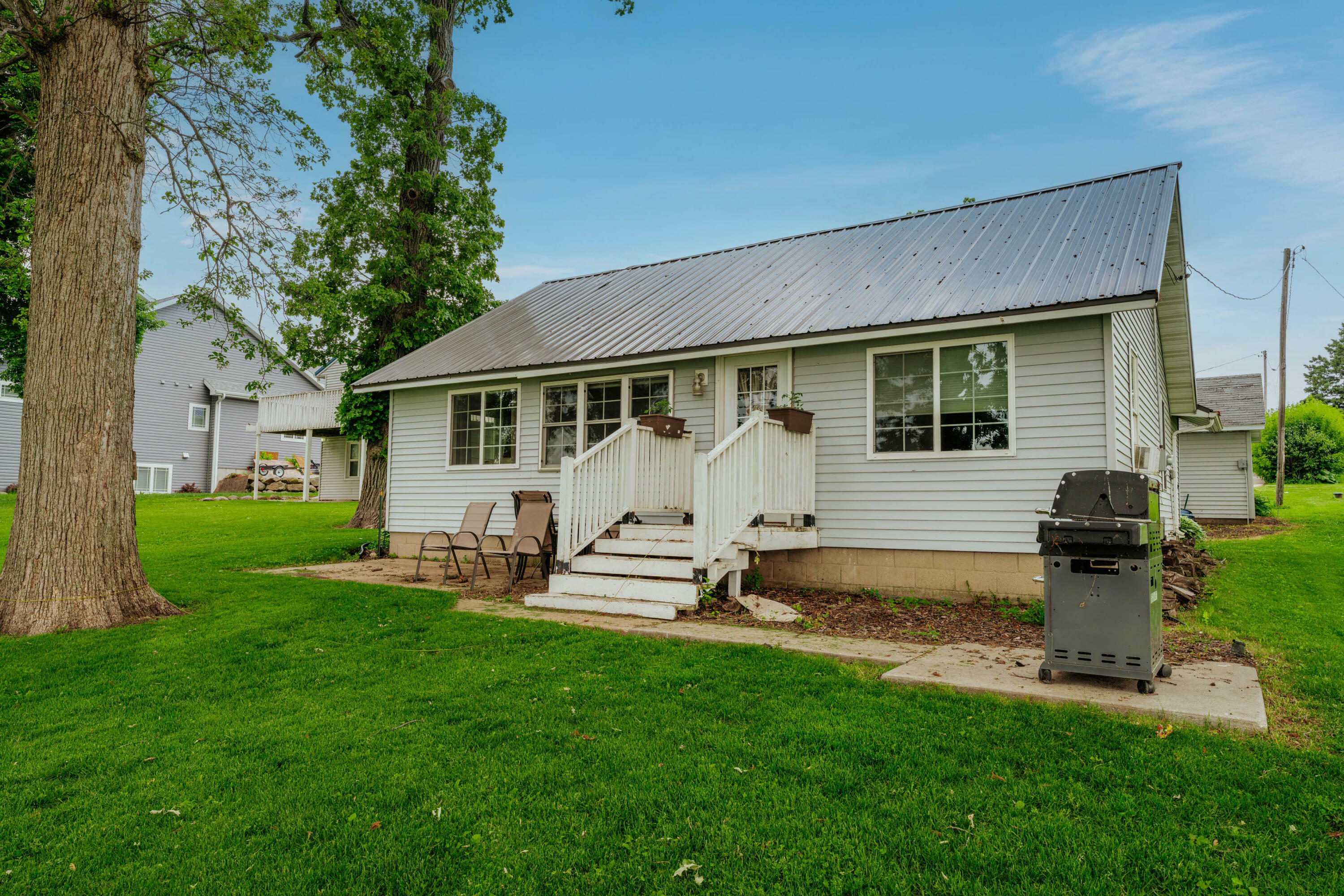 Property Photo: W10605 Blackhawk Trl W10607 WI 53933