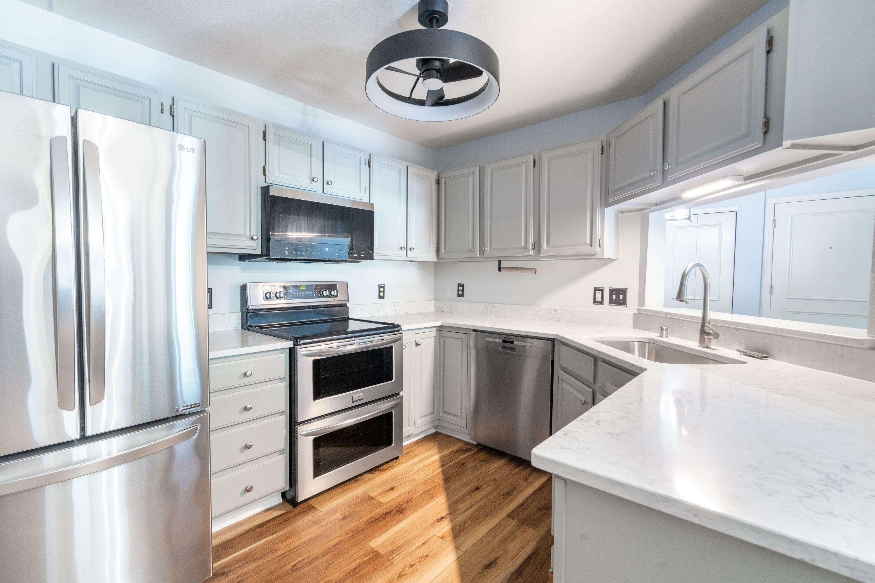 Property Photo: 409 N Main St A WI 53092
