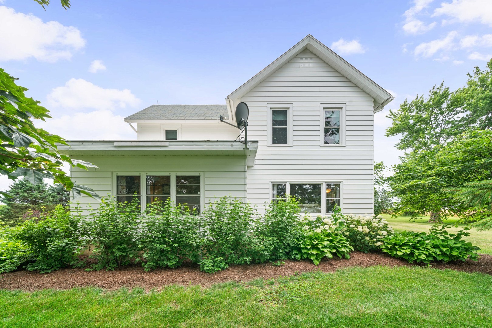 Property Photo: 11203 Hinckley Road IL 60520