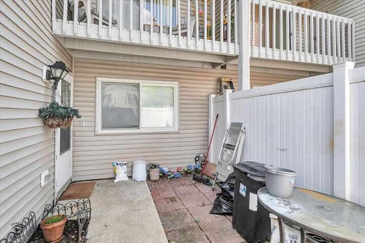 Property Photo:  5E Fernwood Drive  IL 60440 