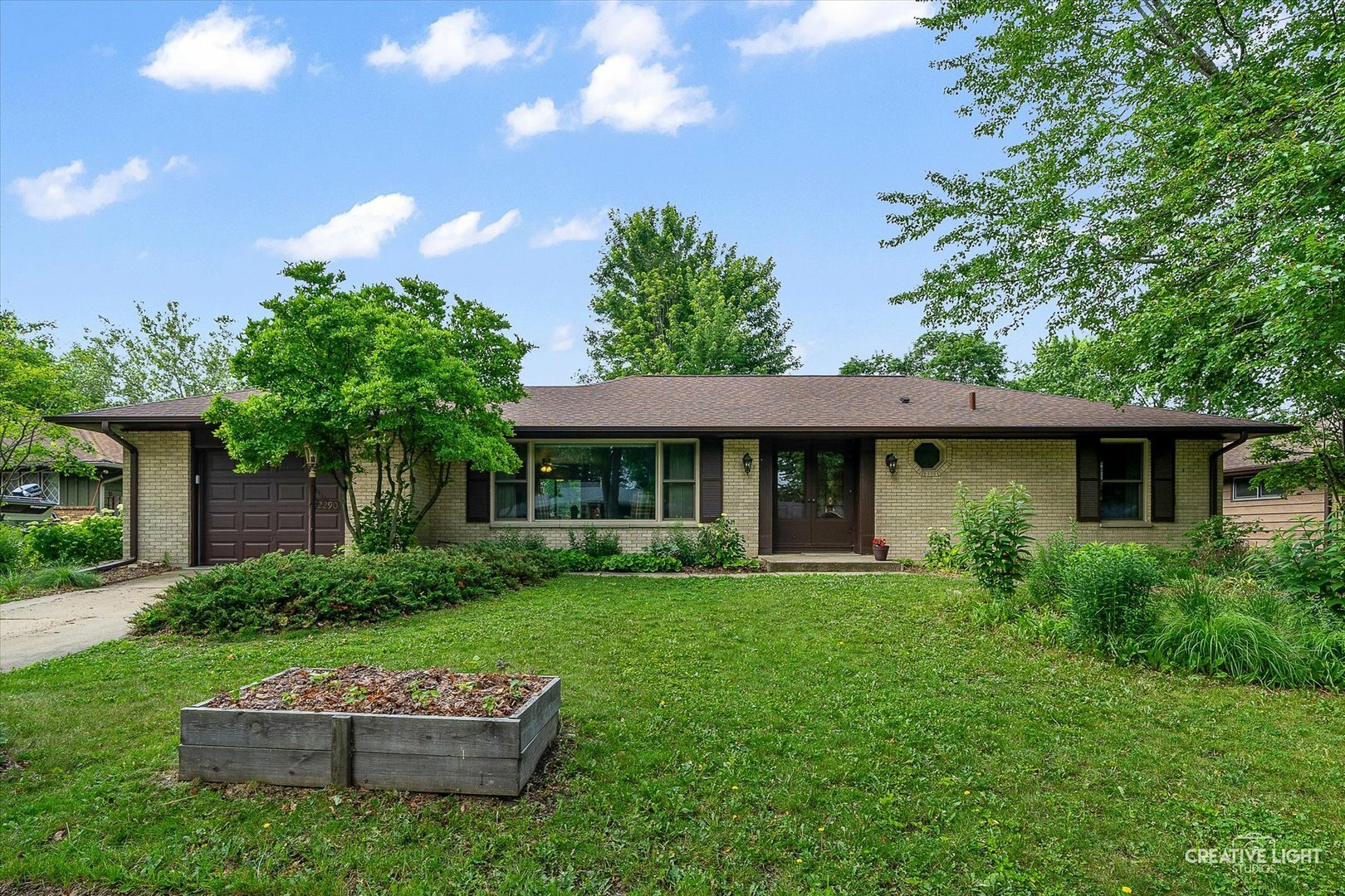 Property Photo: 2290 Copley Street IL 60506