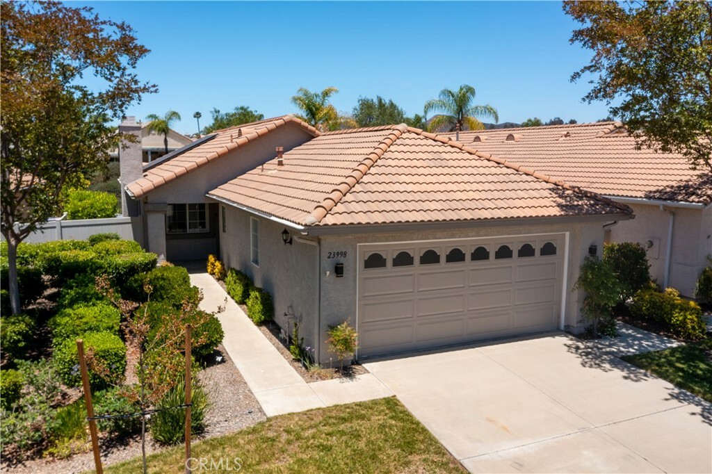 23998 Via Astuto  Murrieta CA 92562 photo