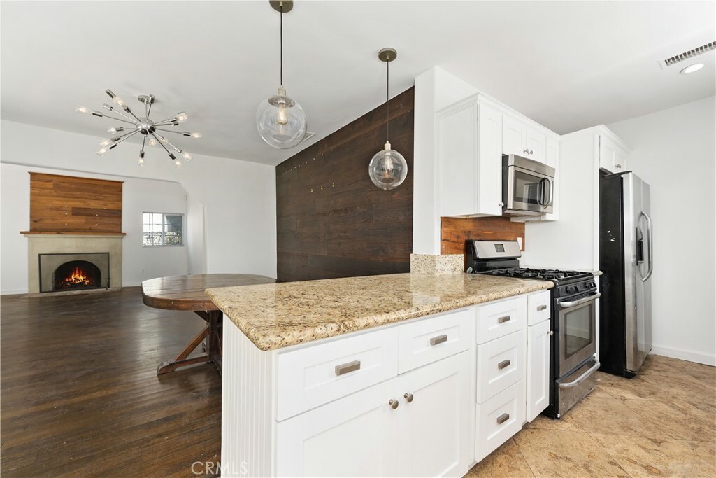 Property Photo: 1944 Chariton Street CA 90034