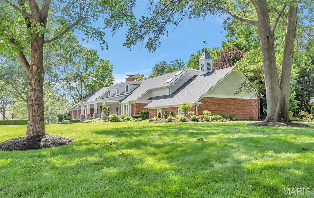 Property Photo: 13527 Royal Glen Drive MO 63131