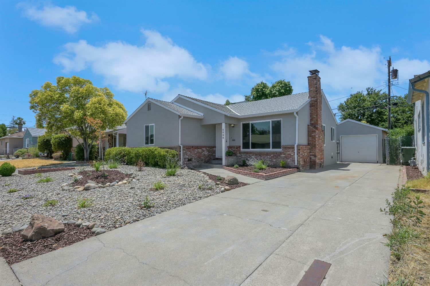 Property Photo: 5520 Emerson Road CA 95820